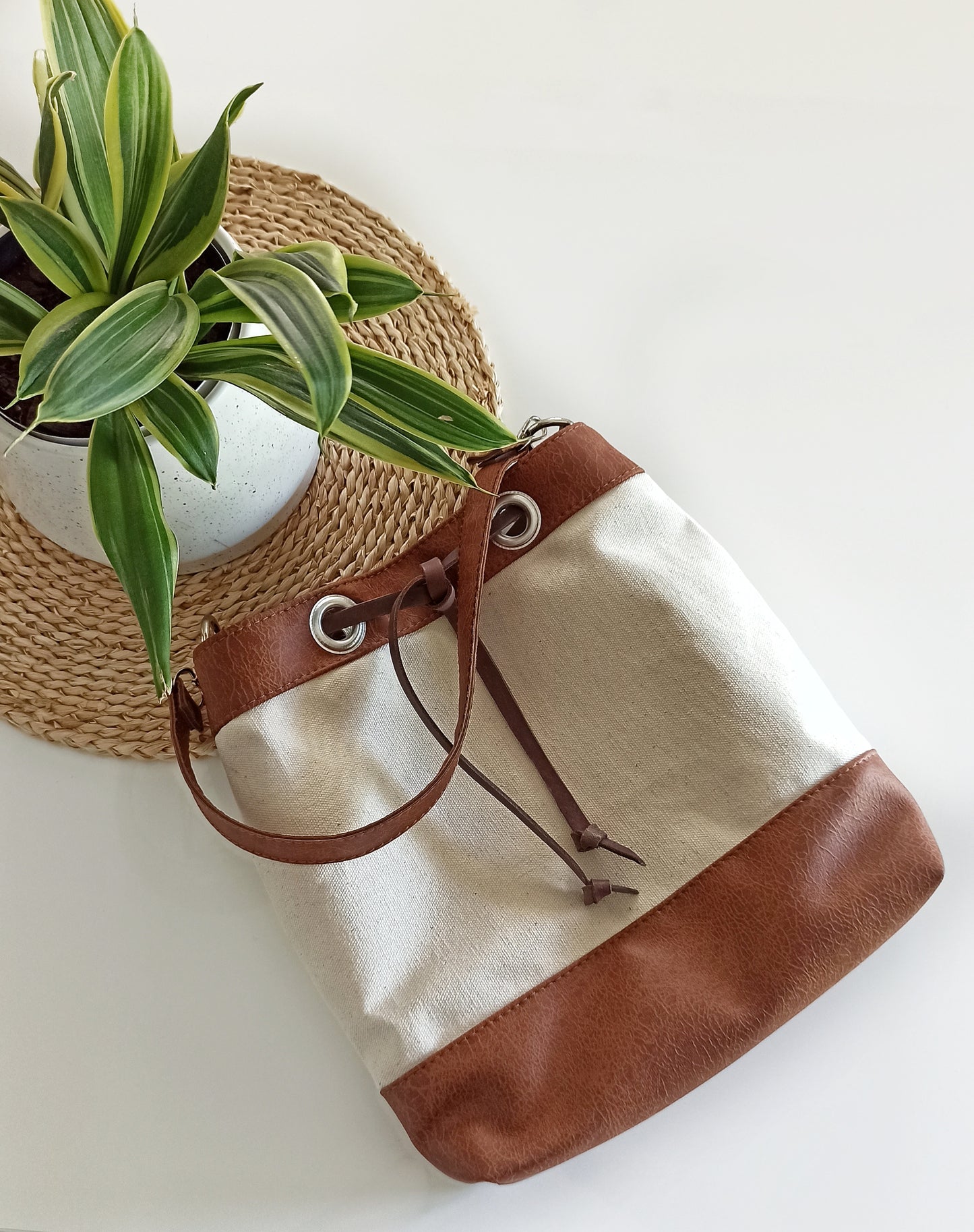 Hobo shoulder bucket bag, Canvas and vegan leather in cream and brown