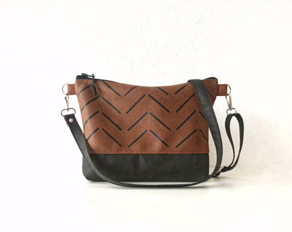 Vegan leather crossbody purse, medium size. 