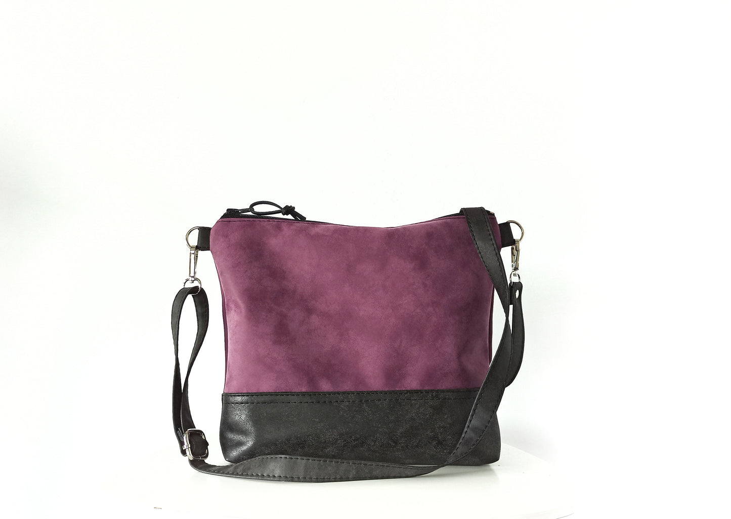 Vegan leather crossbody bag- Plum garden