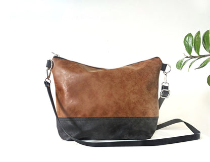 Large crossbody bag- Camel