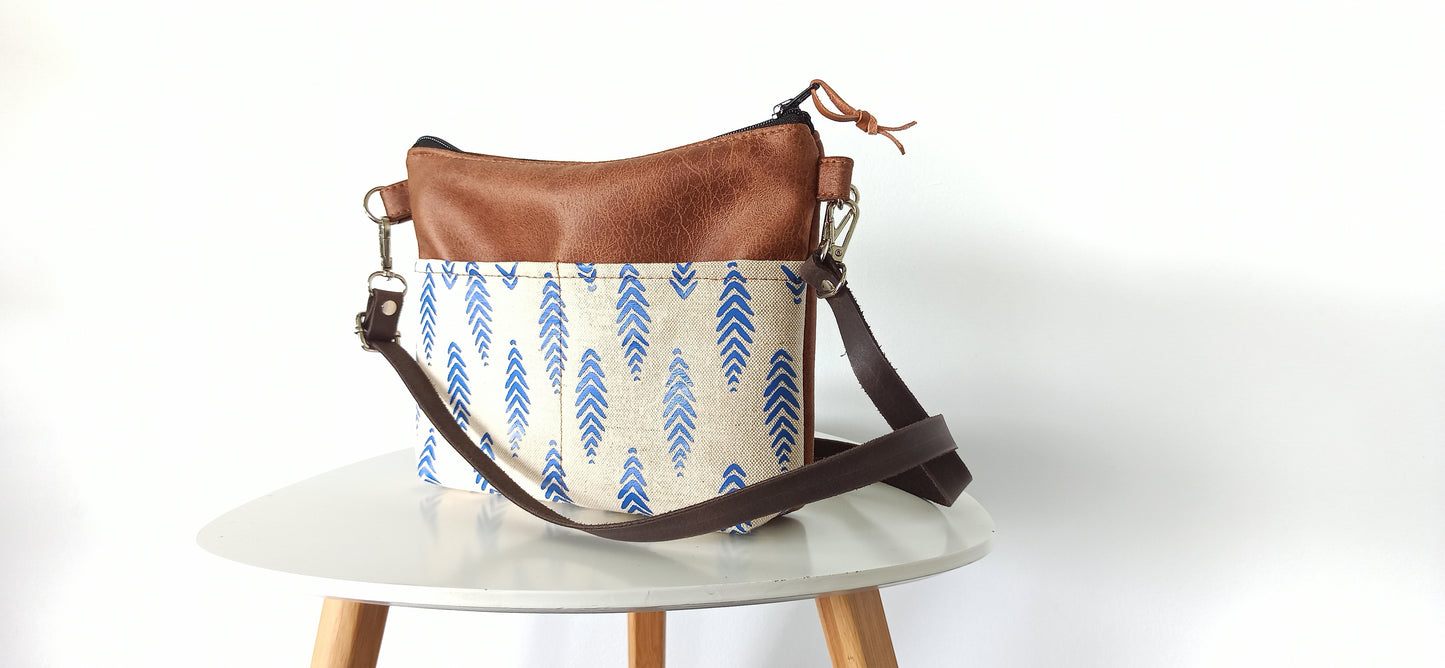 Medium crossbody bag- Boho Feathers