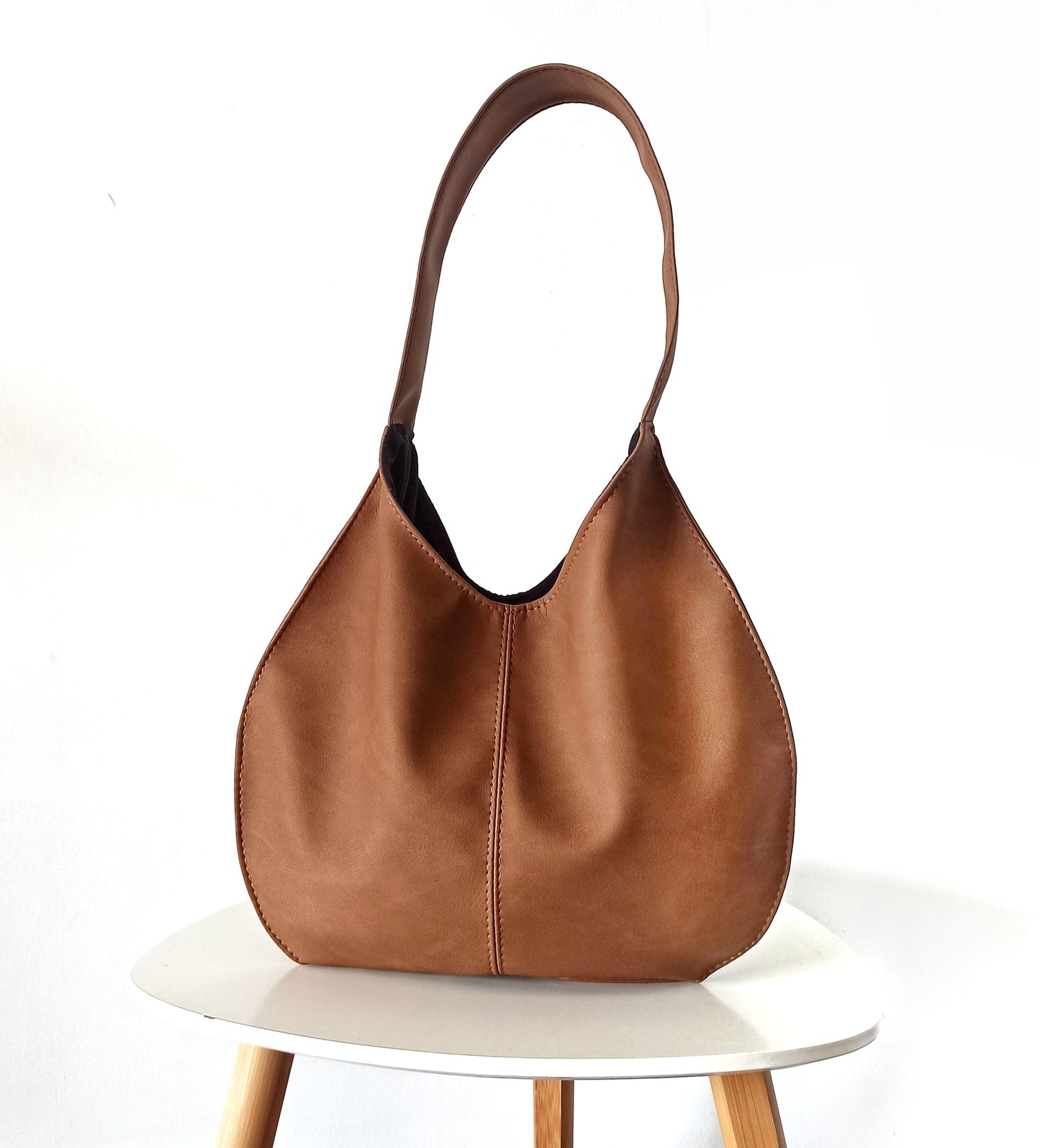 Hobo shoulder bag