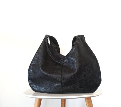 Black minimalist Hobo Bag in black