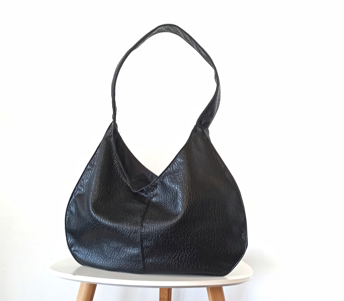 Black minimalist Hobo Bag in black