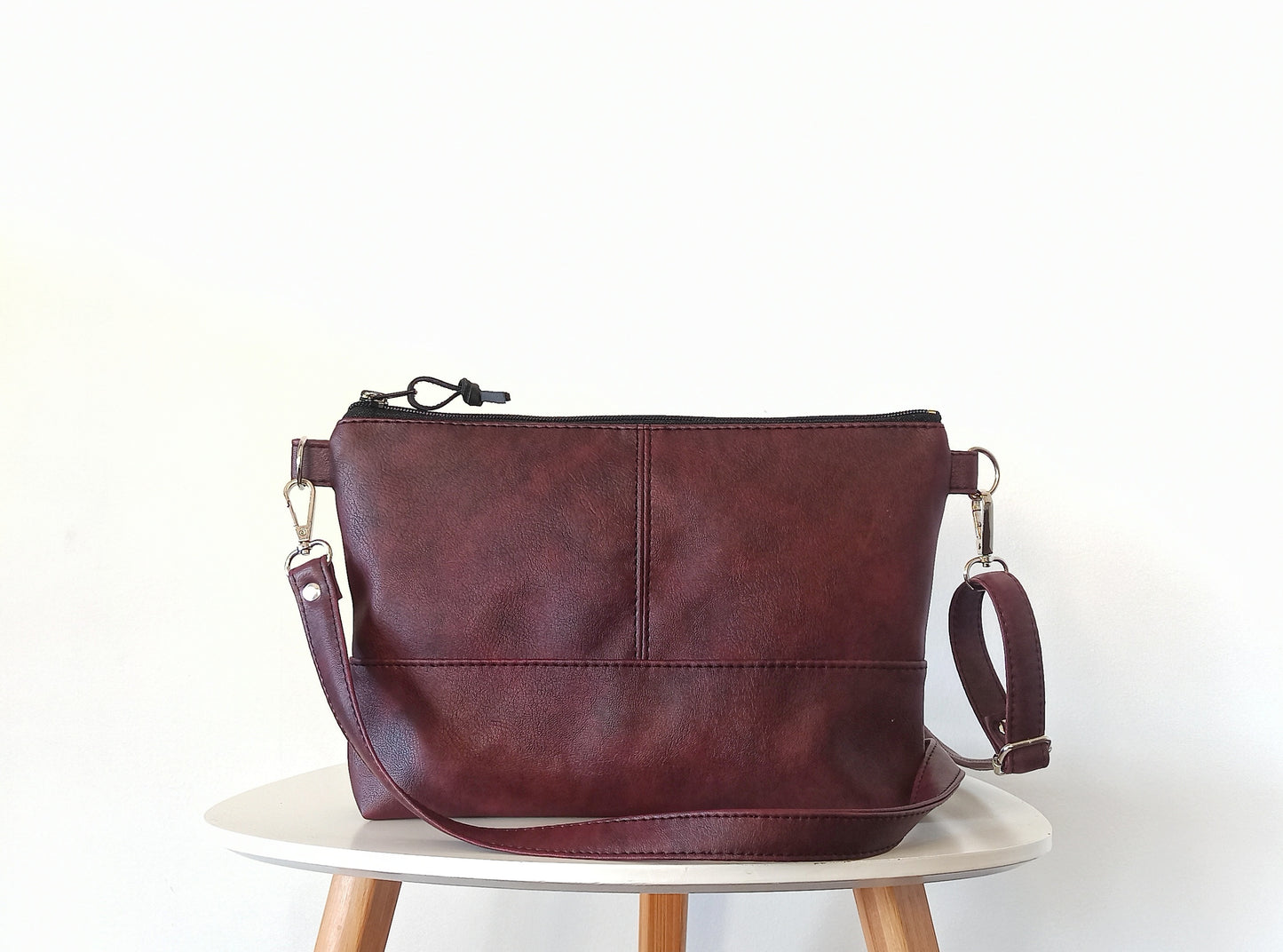 Vegan leather Crossbody bag in Deep Plum