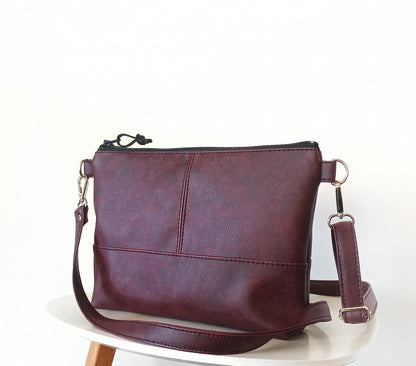 Vegan leather Crossbody bag in Deep Plum