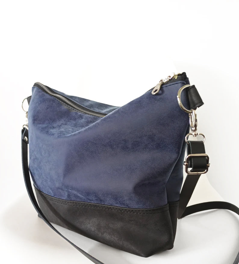 Large crossbody bag- Plum