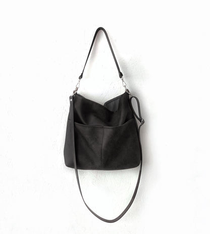 Large hobo bag with pockets- Black