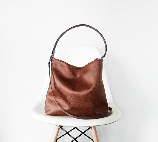 Medium hobo bag- brown